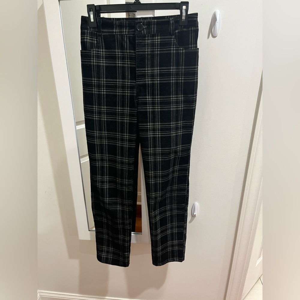 Lelis connection plaid paints. soft, size medium.
